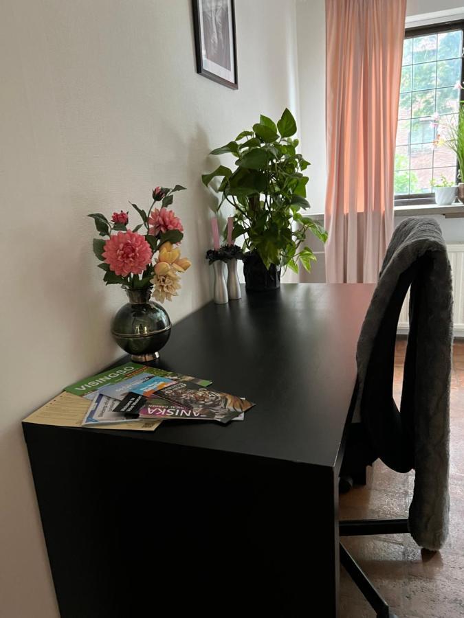 Lugnt Och Centralt Laege บูโรส ภายนอก รูปภาพ